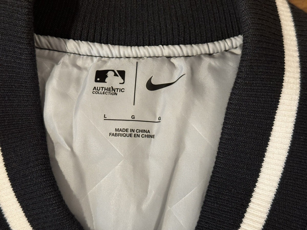 New L Nike New York Yankees NY Authentic Collection Dugout Jacket
