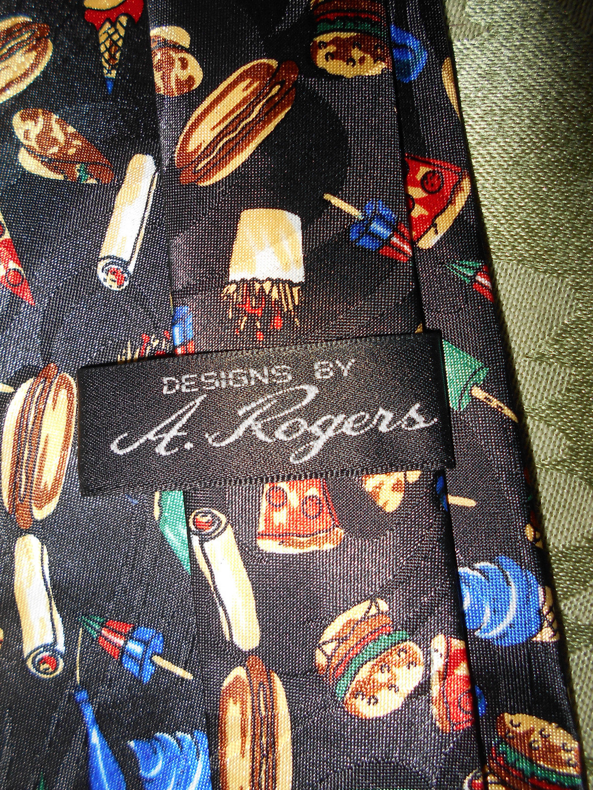 Rogers NECKWEAR BLACK/RED/YELLOW HOT DOG Pizza Fries Popcicles DESIGNER TIE