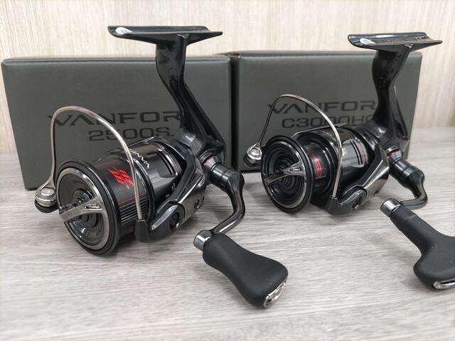 Shimano VANFORD 24 Spinning Reel Fishing Various Model New in Box Shimano VANFORD 24 Spinning Reel Fishing Various Model New in Box