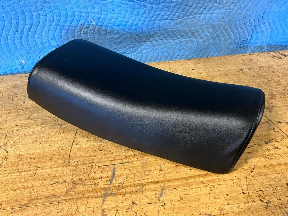 Funda asiento Yamaha XT550 y XT400 nueva. XT 400 550 J28 1982-83 Foto 4 de 4