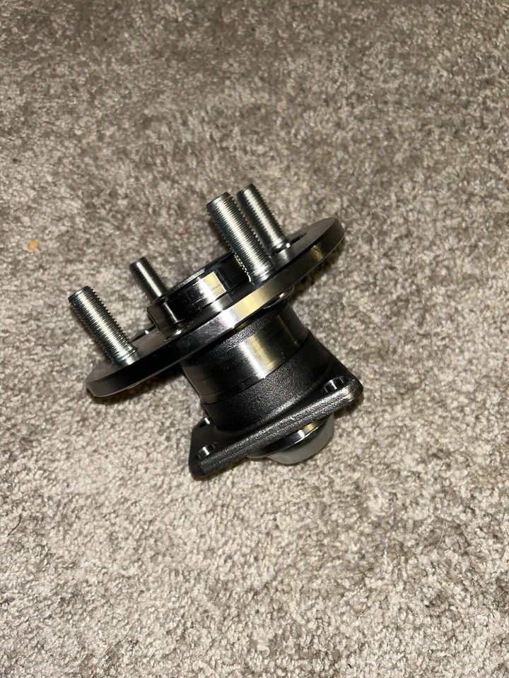 MOOG 512000 | Conjunto de cojinete y buje de rueda trasera Saturn 1991-2002  Foto 3 de 4