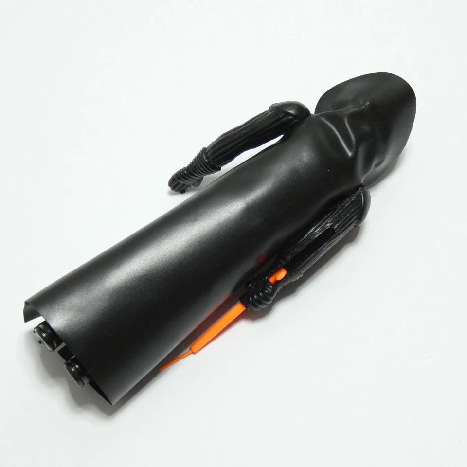 Figurine Star Wars DARK VADOR GMFGI 1977 Avec sabe et cape jouet vintage TBE - Photo 3/4