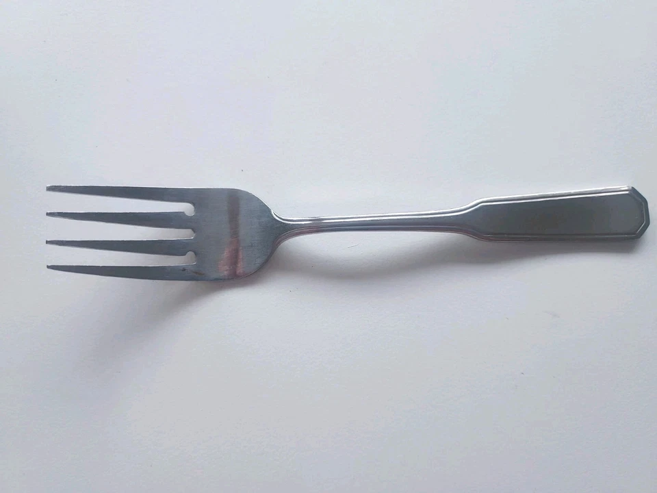 Friendsgiving! Juego de cubiertos vintage de acero inoxidable de 37 piezas con piezas para servir Foto 2 de 3