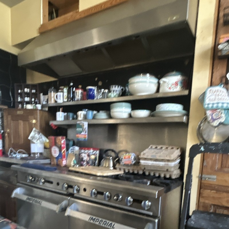 Double Oven 6 Gas Burners Needs TLC Griddle Rusted 1 Gas Pilot Is Faulty As-Is