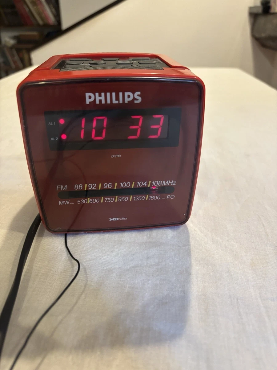 PHILIPS --- 90 LR 120. RADIO PORTABLE --- 1973. EN BOITE