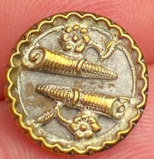Unusual floral flowers gold silver tone pie edge vintage metal button #5998