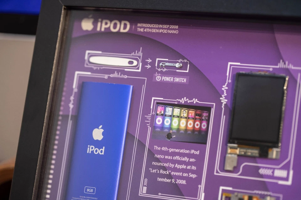 iPod Nano emoldurado 4ª geração arte de desmontagem, decoração tecnológica retrô, presente para ele - Imagem 4 de 4