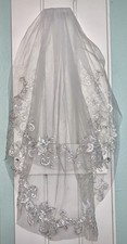 New Bridal Wedding Veil Short 2 Tier Tulle White Metal Comb Stunning