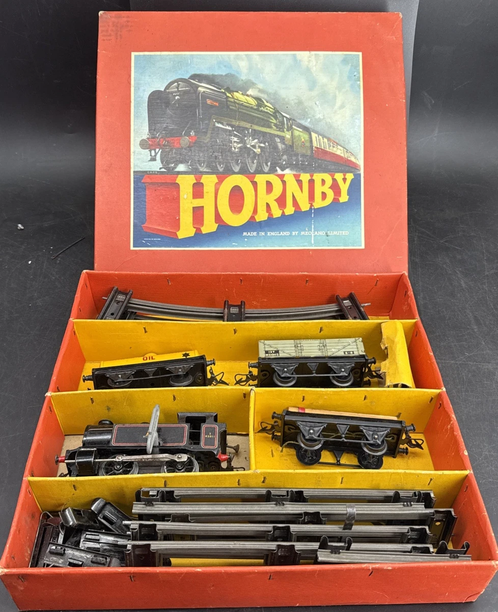 【ヴィンテージ】HORNBY TRAIN M1 GOODS SET 1950年製 ヴィンテージ】HORNBY TRAIN M1 GOODS SET 1950年製 【公式通販】
