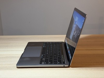 美品　MacBook Pro 2020 A2289 i5 8GB 256GB 2020 Apple MacBook Pro 13.3