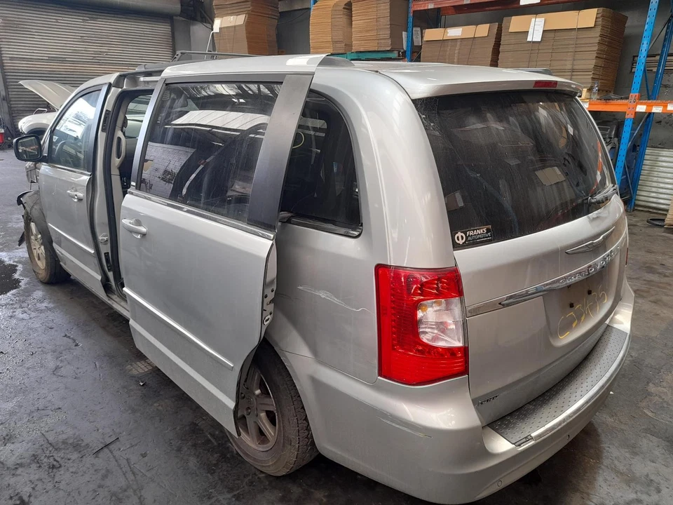 JXX CHRYSLER VOYAGER STARTER MOTOR DIESEL, 2.8, TURBO, RT, 03/08-12/14  - image 3 of 4