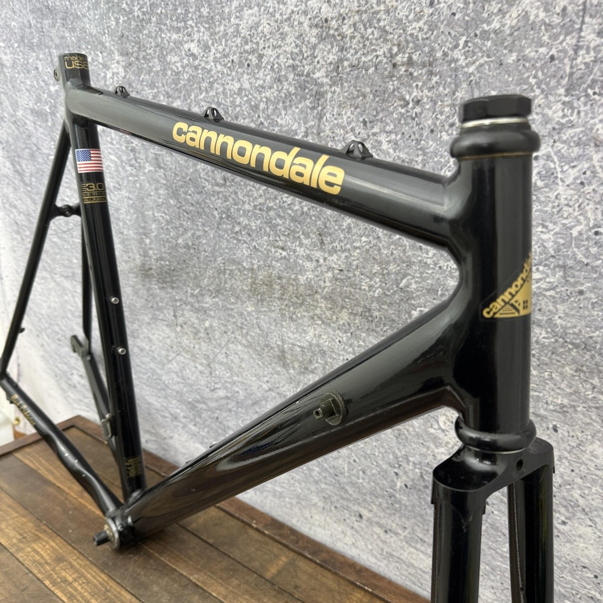 Vintage Cannondale Black Frame 56cm Lightning 3.0 Aluminum Road