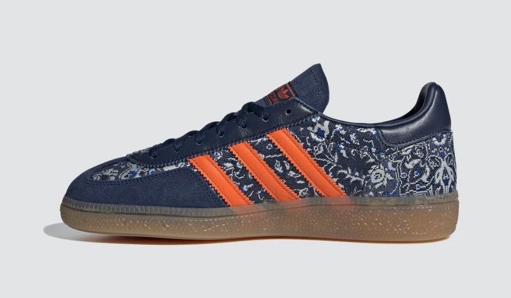 Adidas originals Women's HANDBALL SPEZIAL Sneakers navy orange GUM