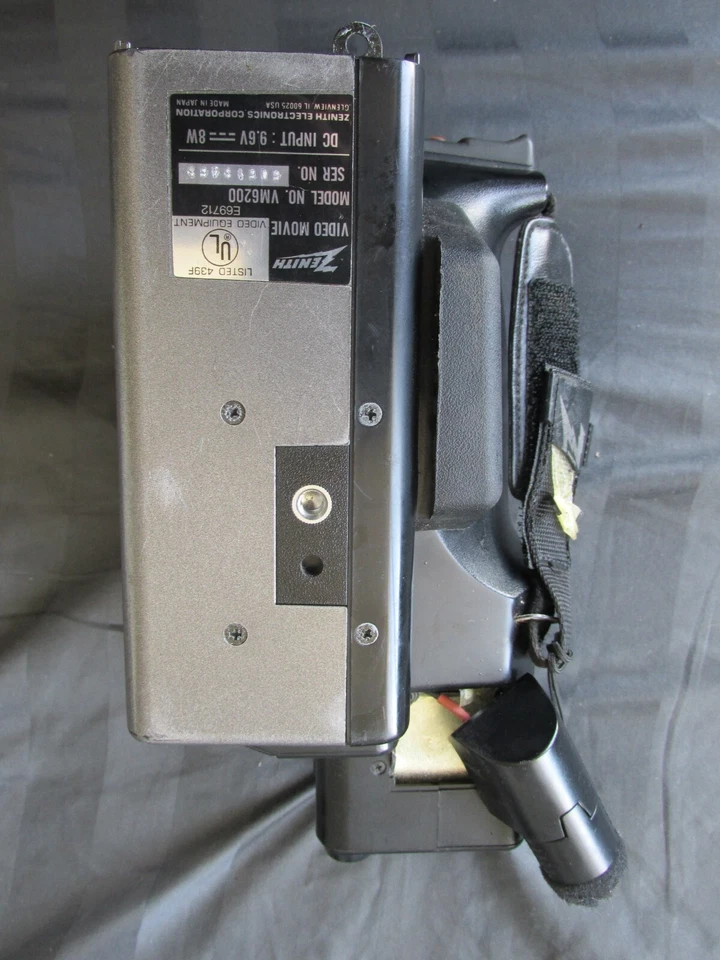 Zenith VM6200 Camcorder -  Black - Image 3 of 3