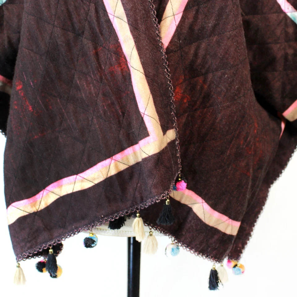 Bl^nk London Marrón Kimono Talla Única Negro Flecos Étnico Acolchado Poncho Chaqueta Foto 4 de 4