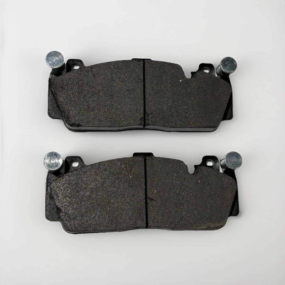 2 Pieces BMW F10 M5 F12 F13 F06 M6 Genuine Front Brake Pad photo 4