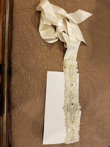 Vera Wang White Ivory Wedding Dress NWOT Crystal Belt Corset Slip Box Size 10 - Picture 10 of 17