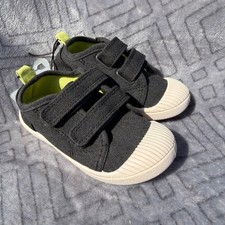 Cat & Jack Toddler Boys Black Canvas Sneakers...