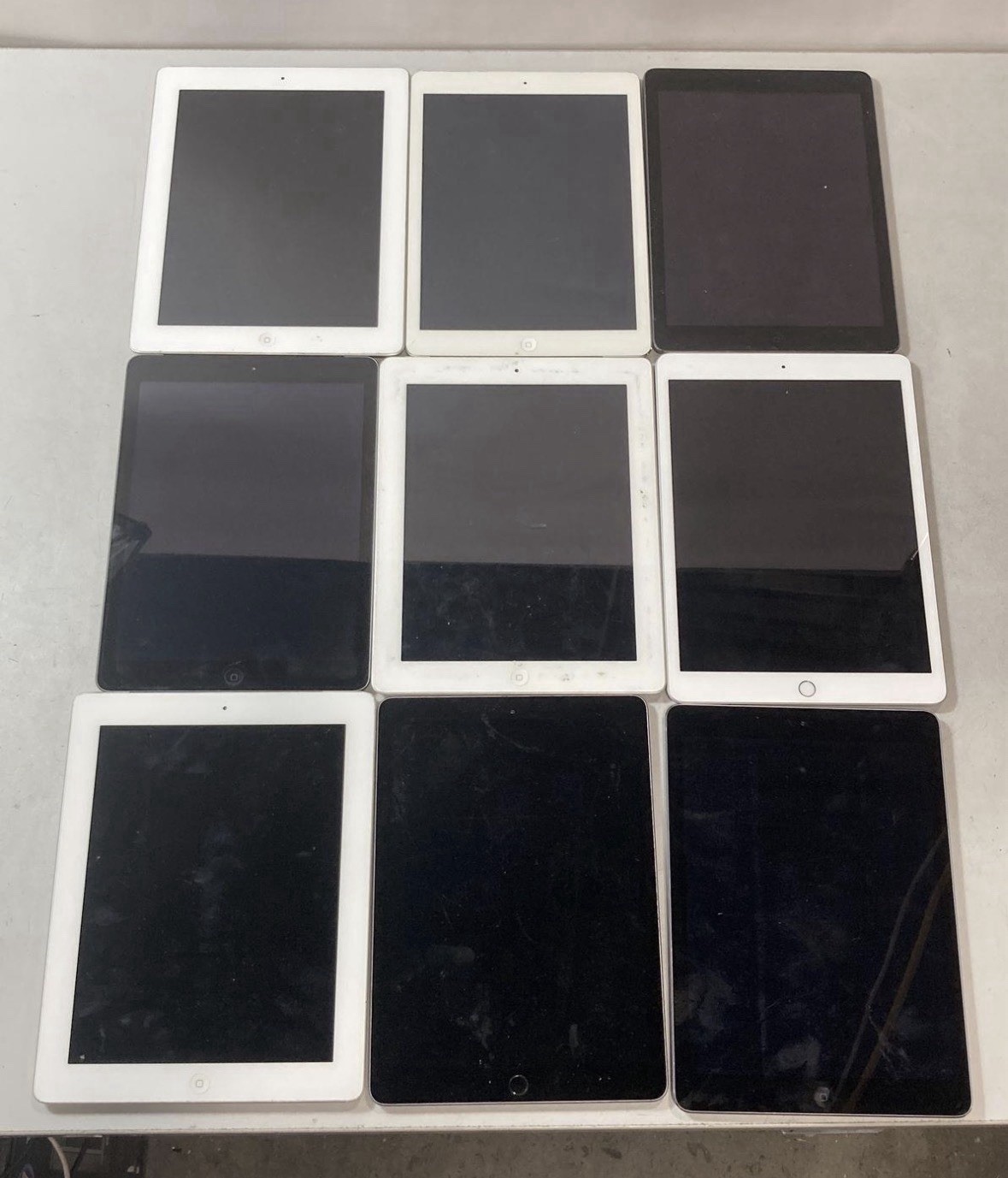 Lot of 11 Apple IPad Models 16-64GB various conditions 
