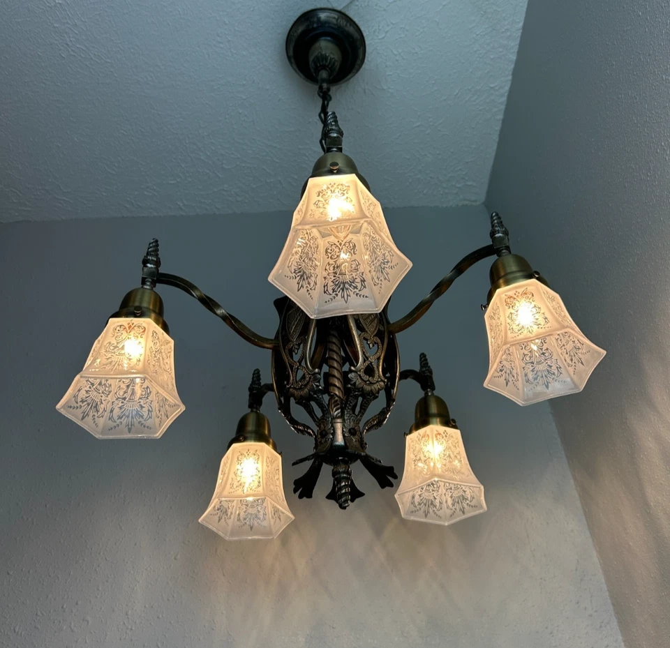 Антикварная готическая люстра 1920-30-х годов на 5 ламп - Изображение 3 из 4