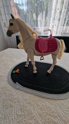 Barbie Pferd Traumpferd Wiehert Läuft mit Musikfunktion 2016