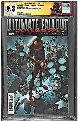 CGC 9.8 ULTIMATE FALLOUT #4  FACSIMILE  Signed 2X MARK BAGLEY & BRIAN M BENDIS
