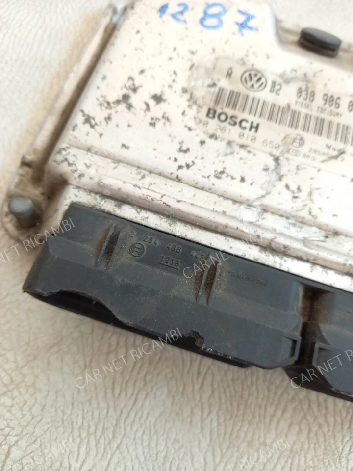 038906012FA 0281010650 BOSCH EDC15VM+ CENTRALINA MOTORE VW GOLF IV 1.9 TDI 66 KW - Immagine 4 di 4