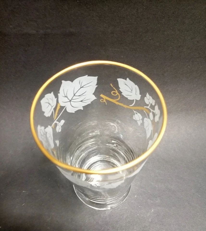 Vintage Libby Ivey Bower Glassware Set of 8 24k Frosted Gold Rim 8oz + 4oz - Image 3 of 4