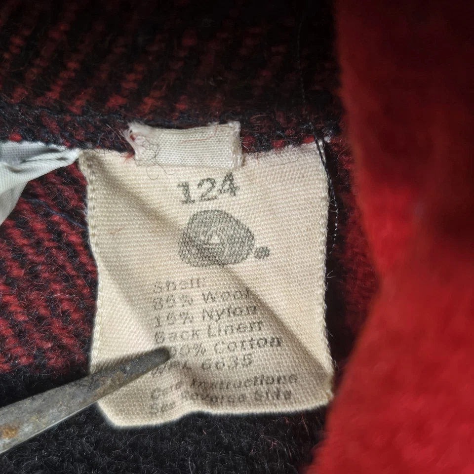 Woolrich Vintage USA 70s Mackinaw Wool Hunting Buffalo Plaid 124. Men's medium - Image 4 of 4