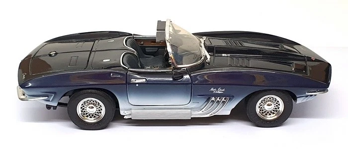 Motor Max 1/18 Scale 25625P - 1961 Chevrolet Corvette Mako Shark - Dk. Blue - Image 4 of 4
