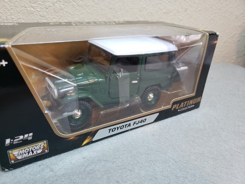 MotorMax Toyota 1:24 FJ40 Land Cruiser, Platinum Collection, New, Hunter Green - Picture 2 of 7