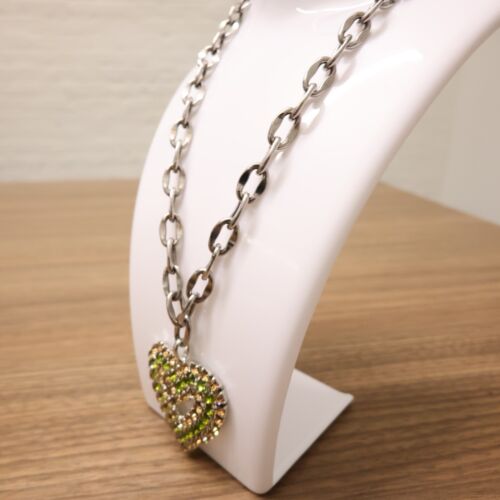 Tarina Tarantino necklace Y2K heart beige & green Swarovski w/ silvertone chain - Picture 10 of 13