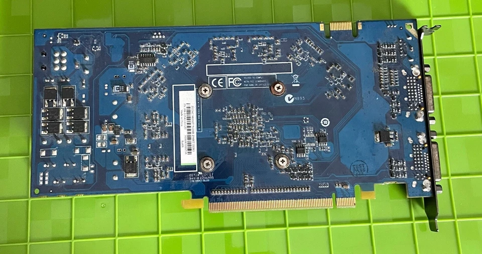 Nvidia ZOTAC GeForce 9600GT ZT-96TES3P-FSP 512MB 256BIT, DDR3 Card - Image 3 of 4