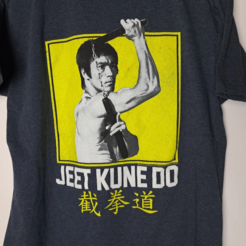 Bruce Lee T-Shirt Mens Large Blue S/S "JEET KUNE DO" Martial Arts Nunchucks - Image 2 of 4