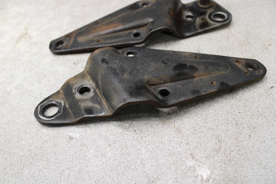 1972 Honda CB350K двойной задний подножки кронштейны Q1-3491.oj - Изображение 2 из 4