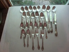27 Piece Wm. Rogers MFG. Co. Memory  Monogram Flatware Set