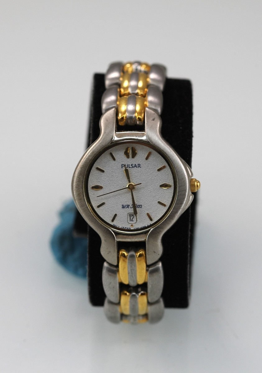 Pulsar lady battery water resistant 50m w/date silver and gold Pulsar Womens Watch Stainless Silver Gold Date Water  main image 2