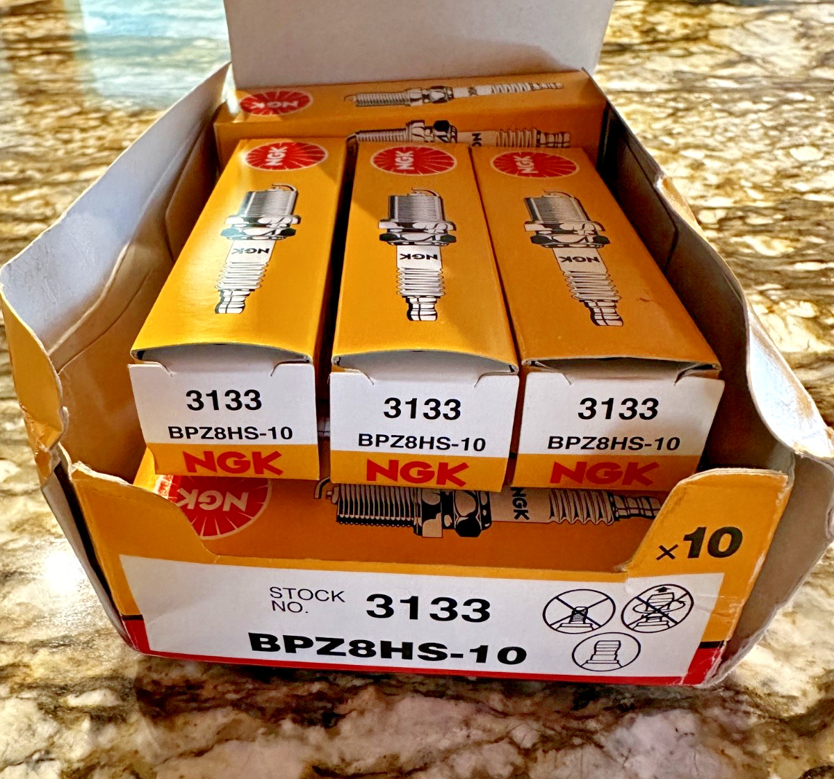 NGK 3133 / BPZ8HS-10  Spark Plug