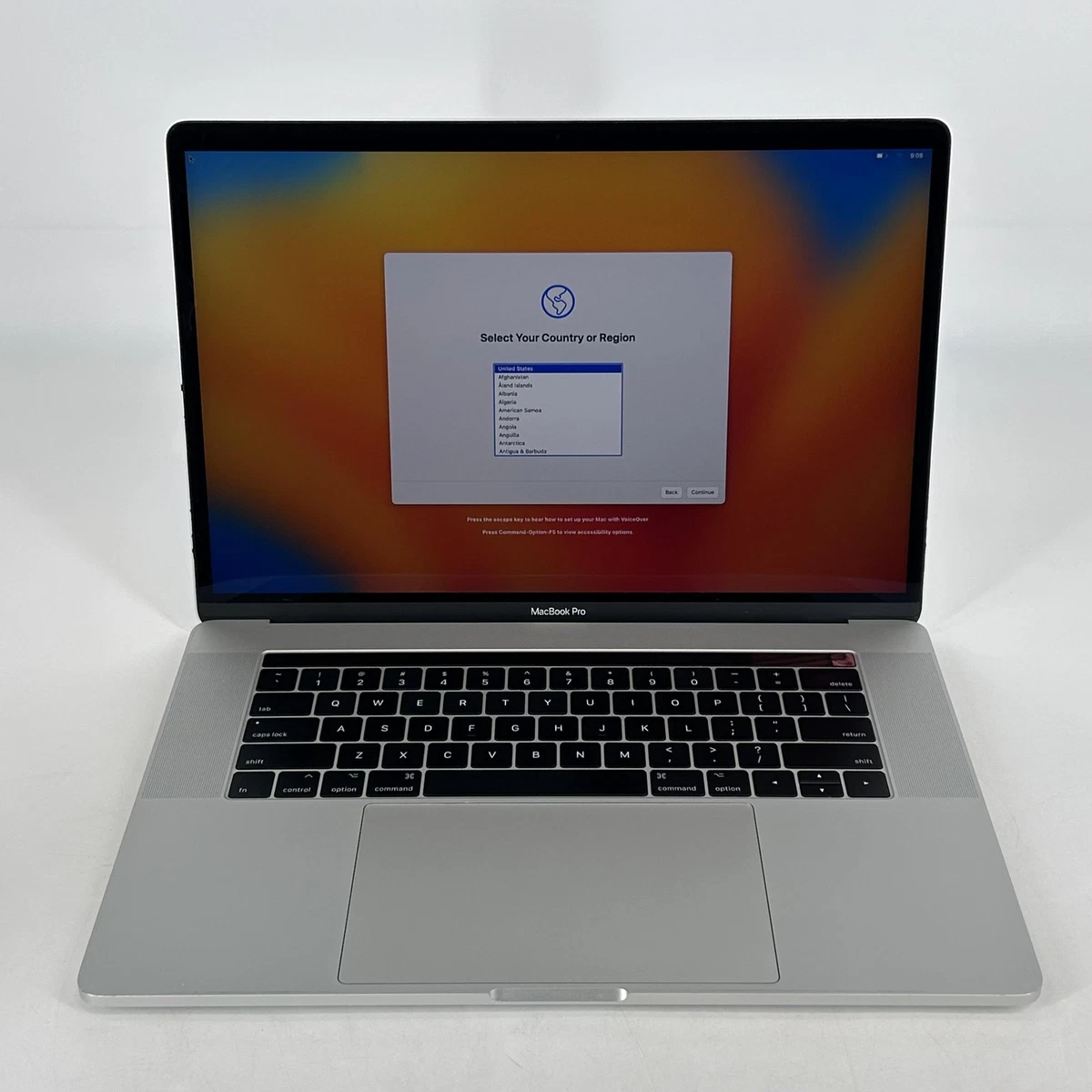 Apple MacBook Pro Intel Core i7 7th Gen. 1TB Hard Drive Laptops
