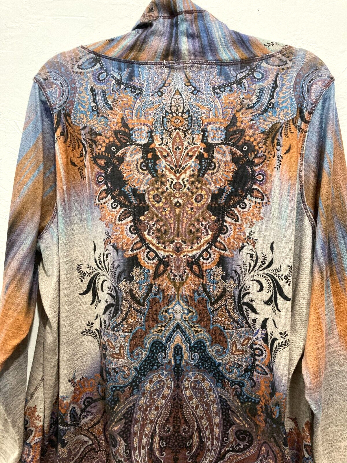 WORLD UNITY Pullover Top Abstract High Neck Embel… - image 4