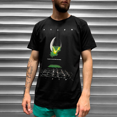 ALIEN MOVIE POSTER PRINT RETRO LV426 Mens Weyland