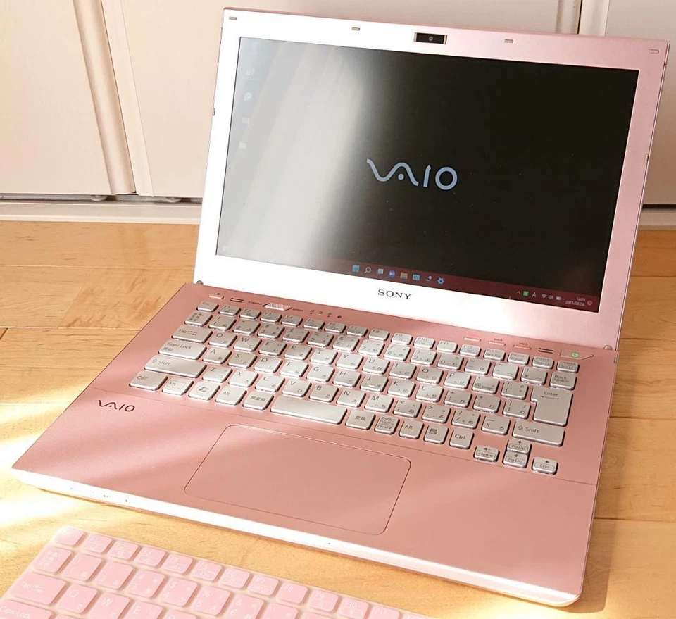 Good product SONY VAIO S13 corei5 SSD500GB Memory 8GB Thin and lightweight flat - Image 2 of 4