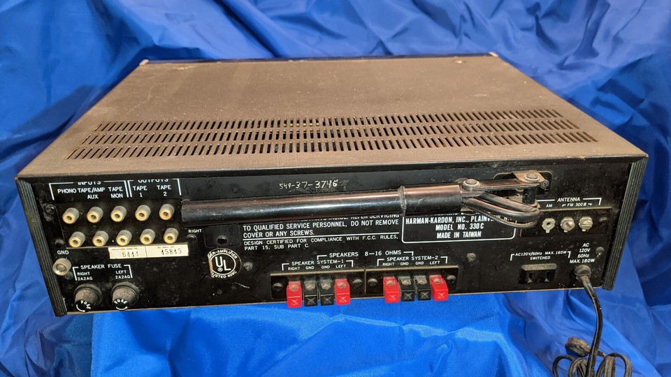 Ampli Vintage Harman Kardon 330c - Années 70 - Pour Pièces Ou Restauration