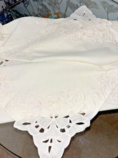 VINTAGE OFF WHITE COTTON  SMALL SQUARE TABLECLOTH ~ 30"  EMBROIDERY & OPENWORK