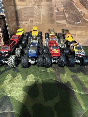 Monster Jam 1:64 Diecast Lot of 12  Trucks