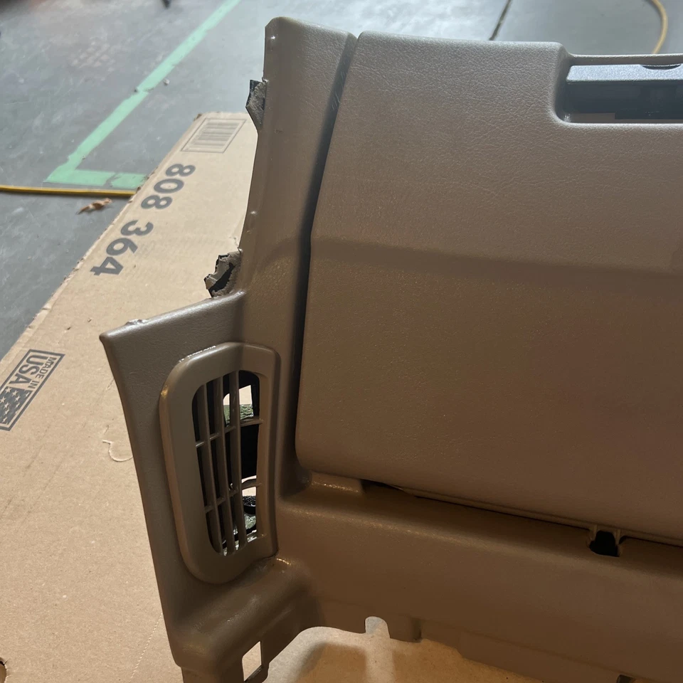 Guantera interior delantera BMW Z3 Roadster 96-02 cupé beige arena con pestillo OEM Foto 4 de 4