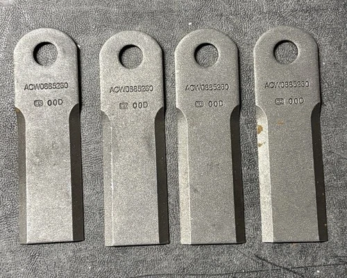 ( QTY 4 ) AGCO STRAIGHT BLADE ACW0885260