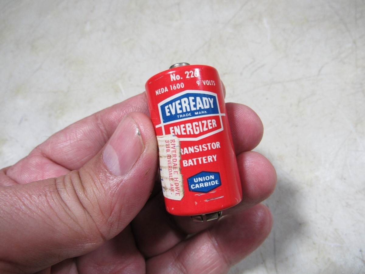 Tallyーho オールドデック　未開封品　オハイオ製　赤　一個 Vintage Eveready Energizer #226 Transistor Radio 9-Volt Battery