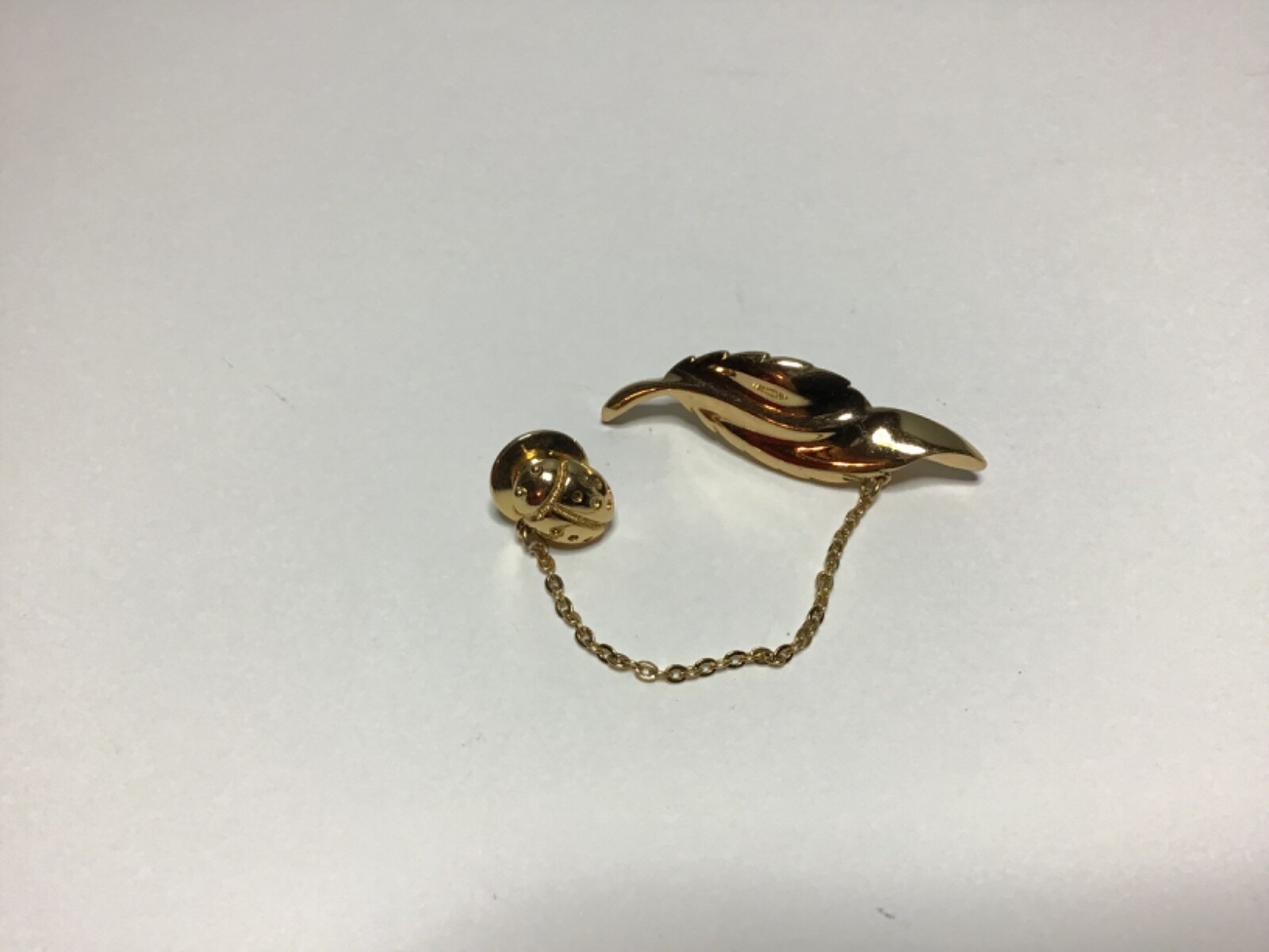 Picture 1 of 4