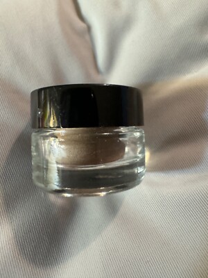 BENEFIT CREASELESS CREAM SHADOW EYESHADOW IN VERY RARE BIRTHDAY SUIT  .11 OZ